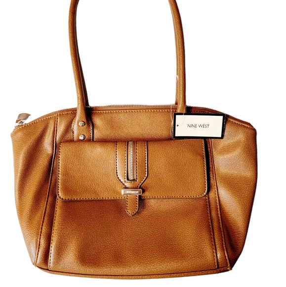Nine West Handbags - Nine West shoulder bag
